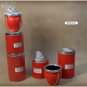 89-02 SET DE LATAS Y MATE CON APLIQUE